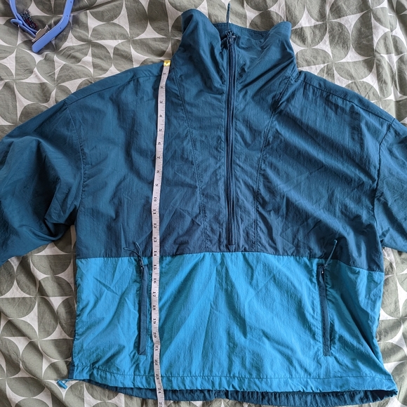 All in motion Half-Zip Windbreaker Size Large - Picture 14 of 15